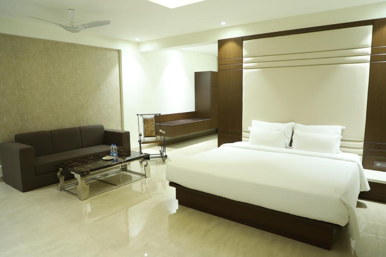 Grand Heritage Narmada Jacksons Jabalpur Exterior foto